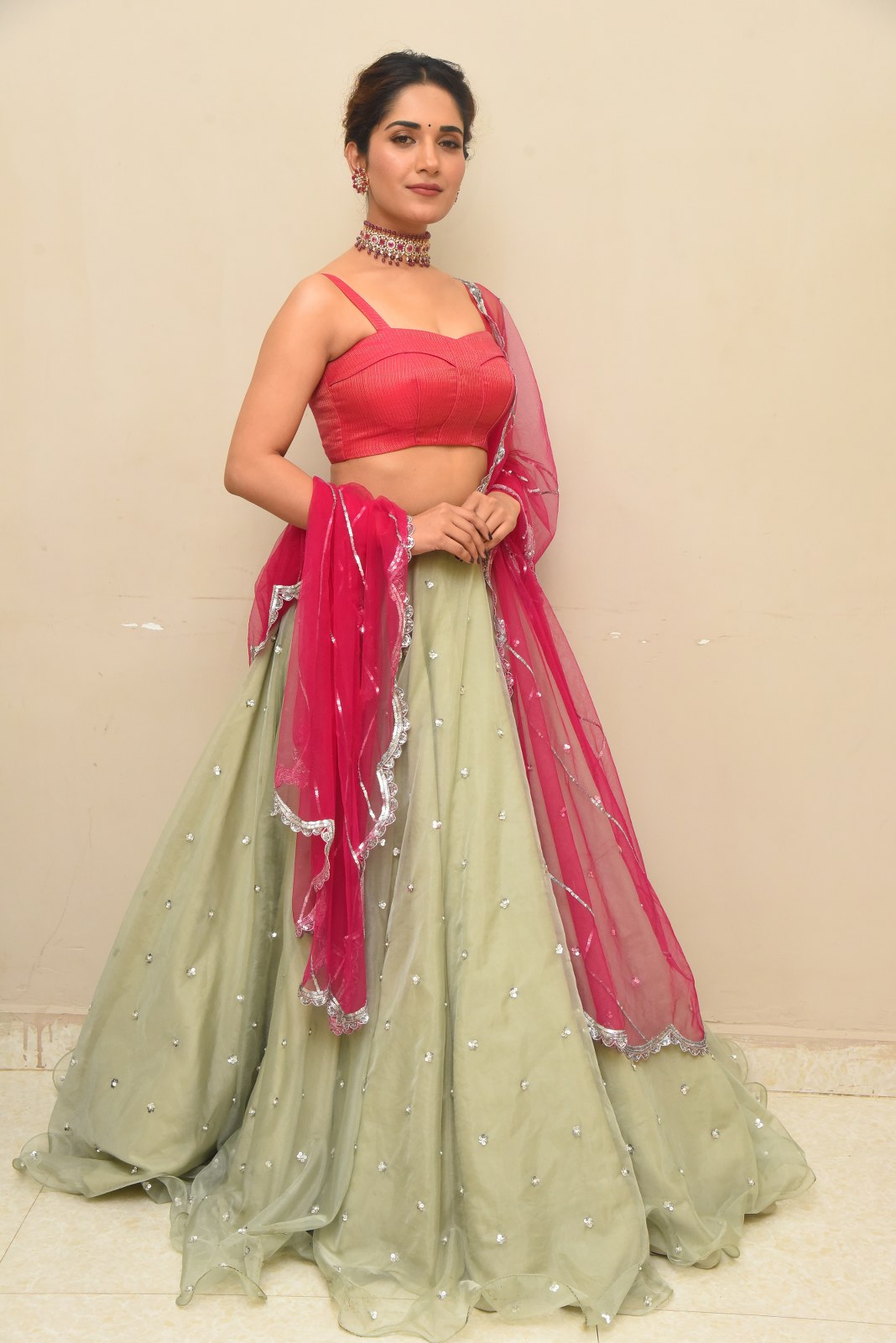 Ruhani sharma latest photos1-Gallery, Ruhanisharma, Clips, Telugu, Telugustop Photos,Spicy Hot Pics,Images,High Resolution WallPapers Download